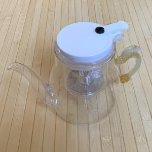 Типод 650 мл с фигурной ручкой